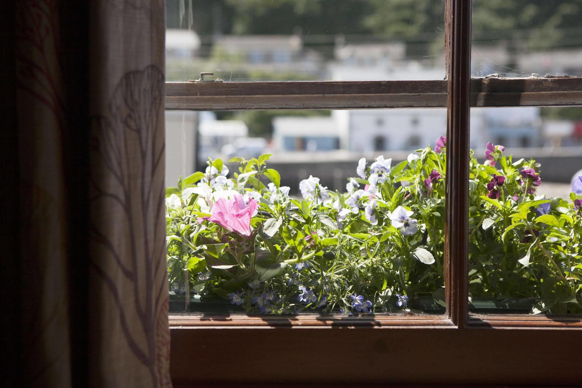Harbour Inn ポースレーヴェン エクステリア 写真